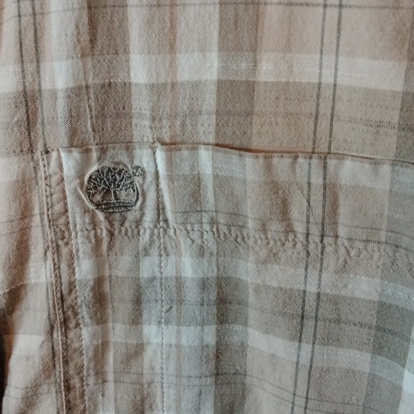 Essential Timberland Tan Plaid Button Up SS Shirt Sz Small - Picture 3 of 10